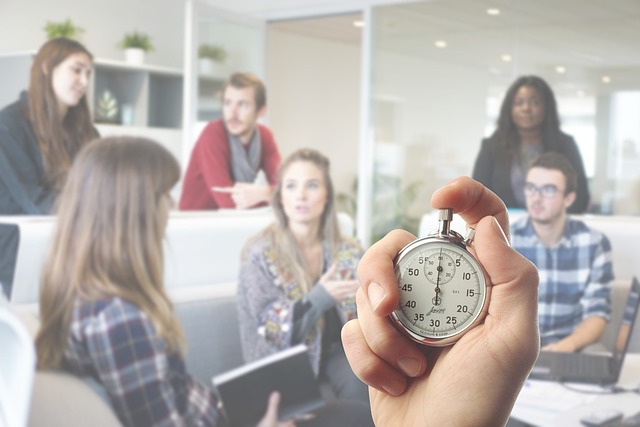 4. Efektivní a prostorově úsporné řešení na organizování bot: Vlastní výroba organizéru