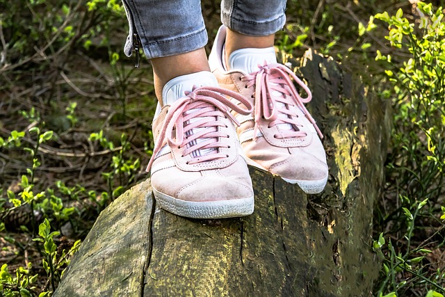 9. Přeměňte gumové boty na⁣ ideální ⁢obuv: Návody‌ a postupy pro dokonalý⁣ komfort