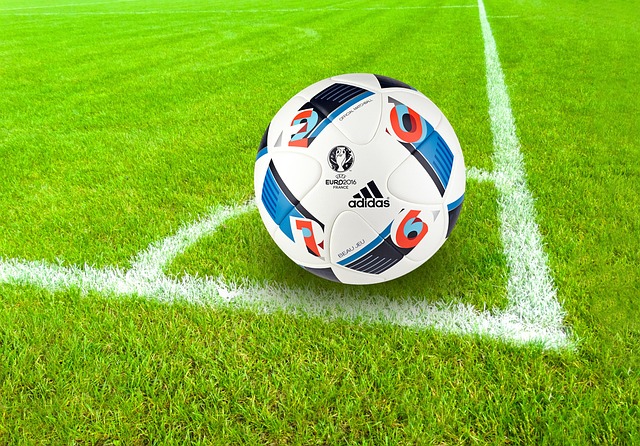 - Jak správně ‌otestovat a zhodnotit​ pohodlnost‍ a výkon běžeckých bot Adidas před nákupem
